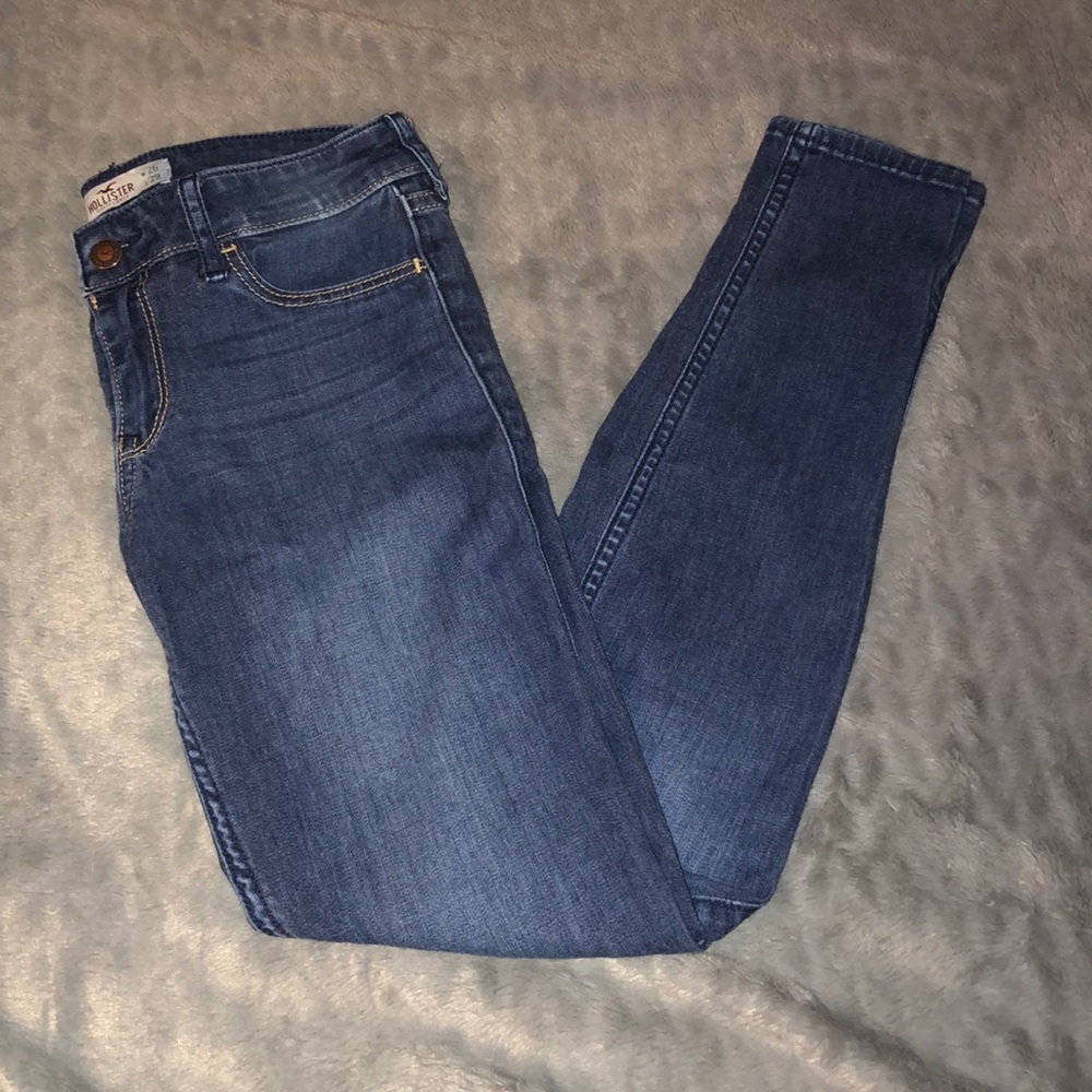 Hollister jeans